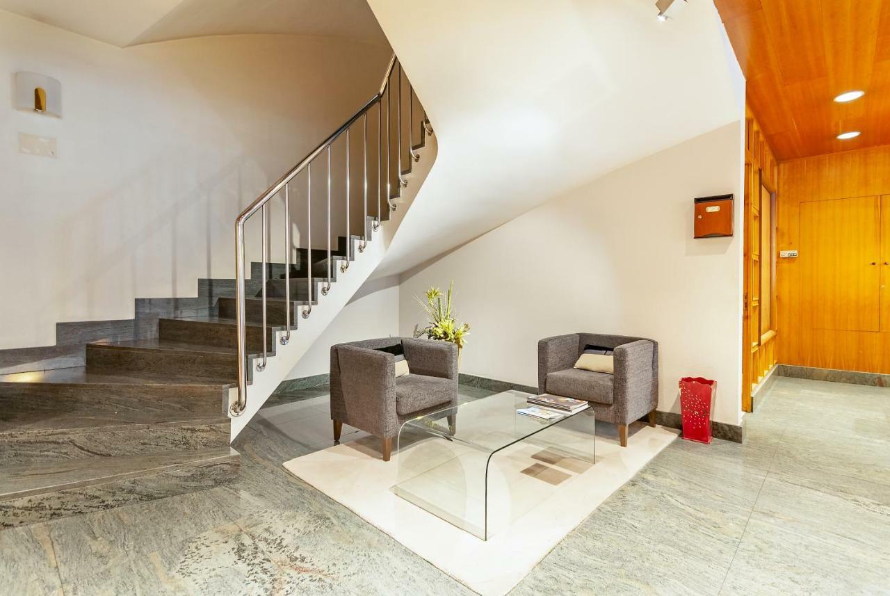 Aparthotel El Serch Andorra la Vella Exterior foto